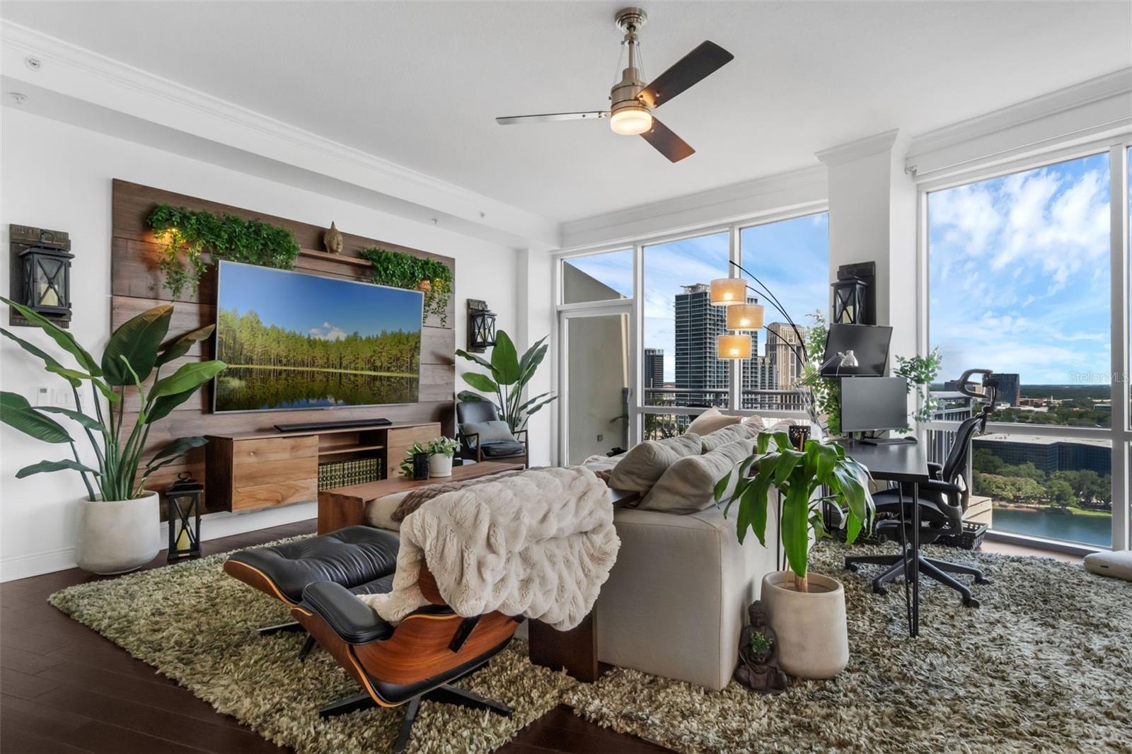 322 E CENTRAL BLVD #2101