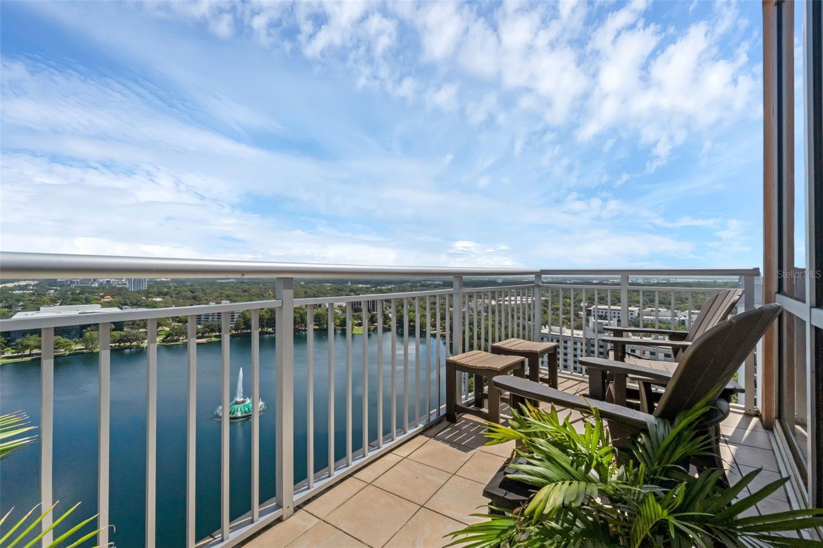 322 E CENTRAL BLVD #2101