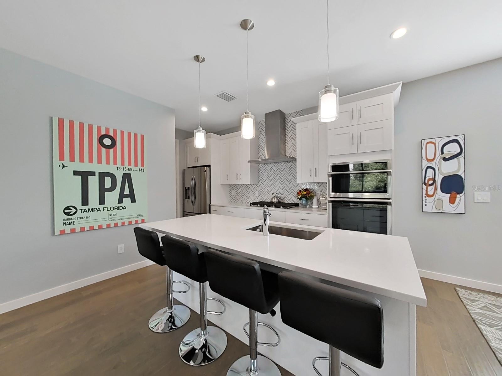 2728 N RIDGEWOOD AVE #1