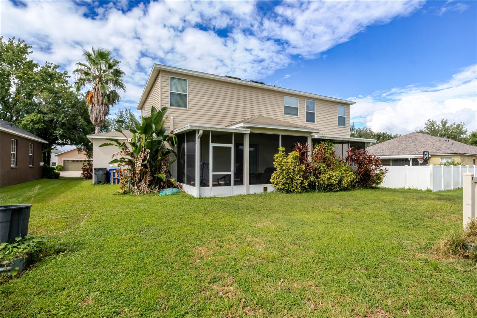 11135 HARTFORD FERN DR