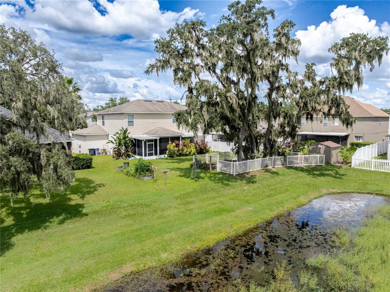 11135 HARTFORD FERN DR