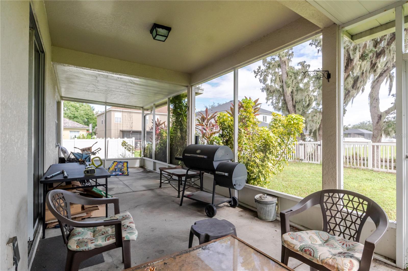 11135 HARTFORD FERN DR