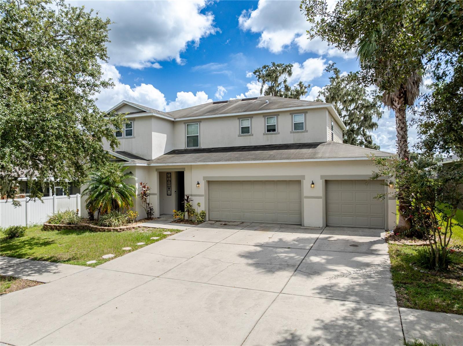 11135 HARTFORD FERN DR