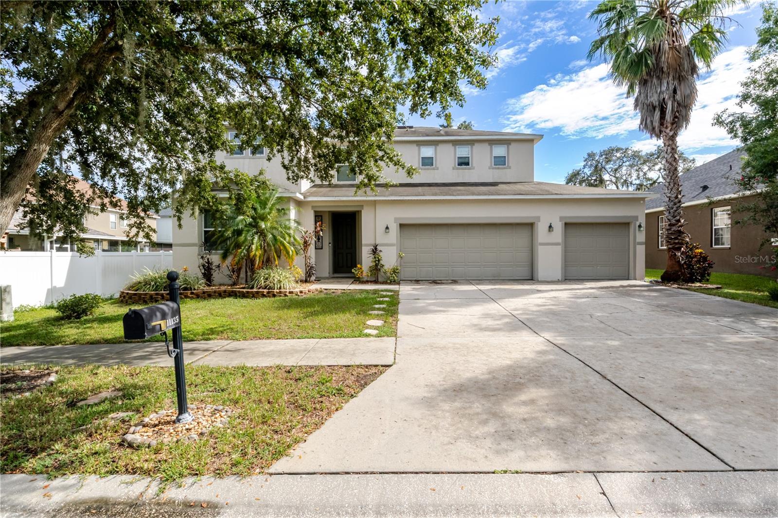 11135 HARTFORD FERN DR