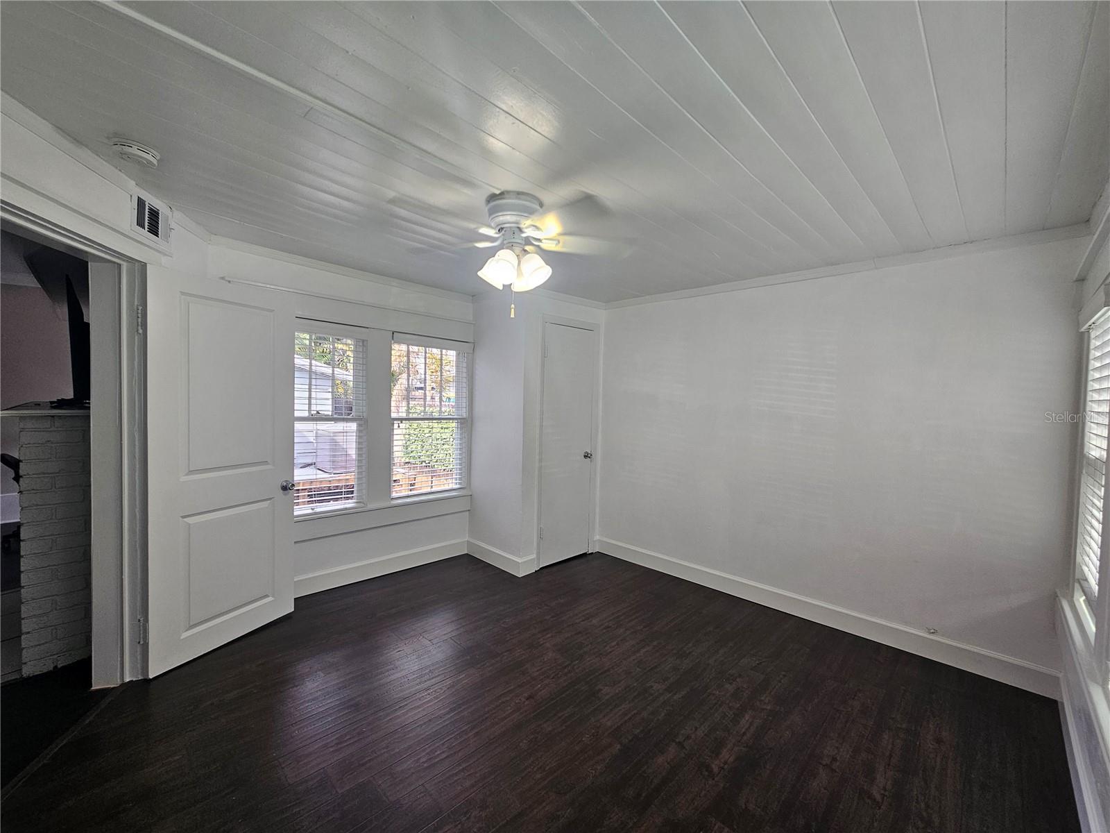 2703 W NORTH A ST #E