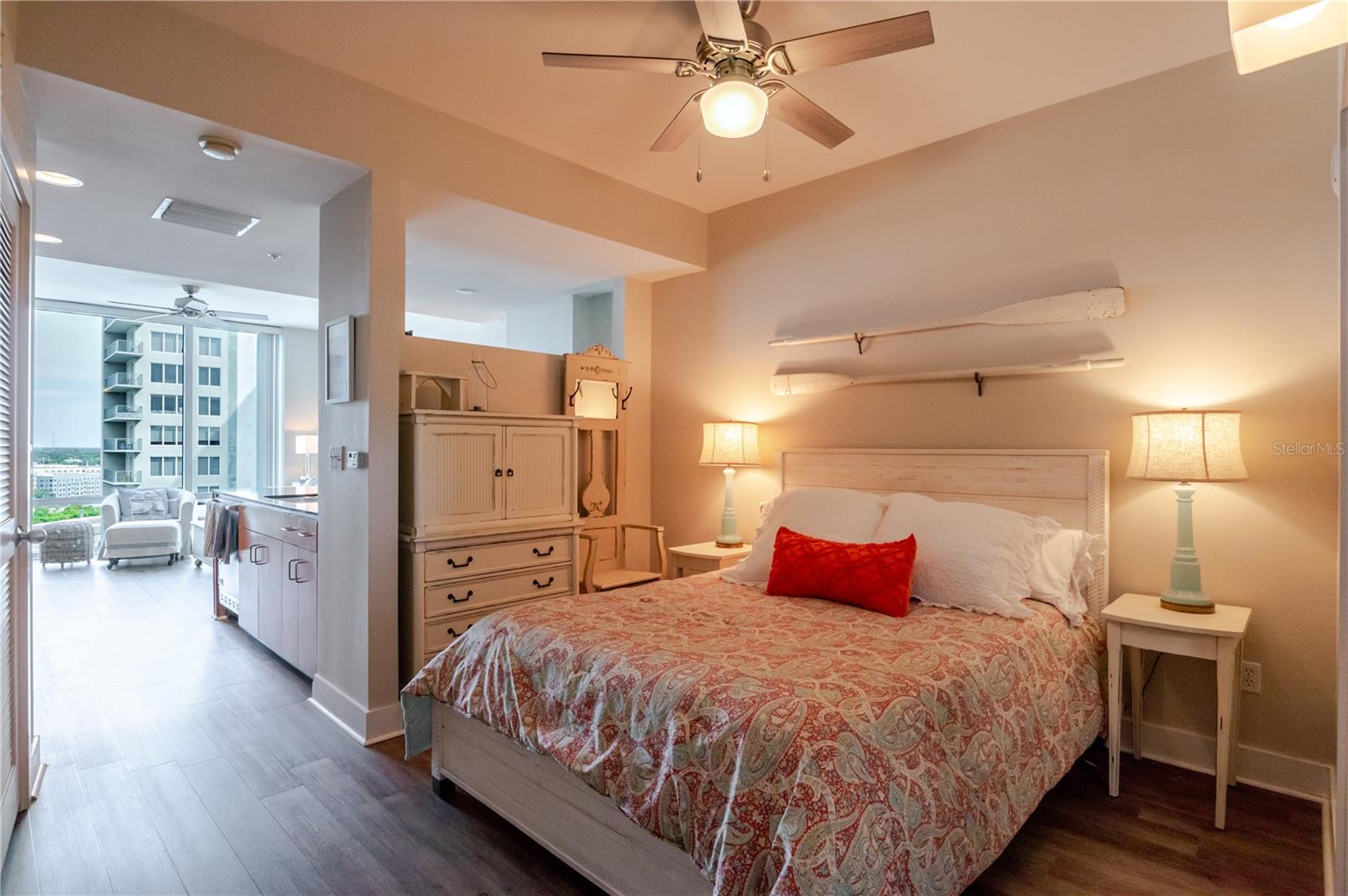 1120 E KENNEDY BLVD #1520