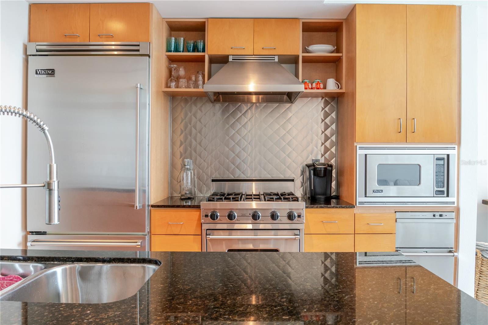 1120 E KENNEDY BLVD #1520