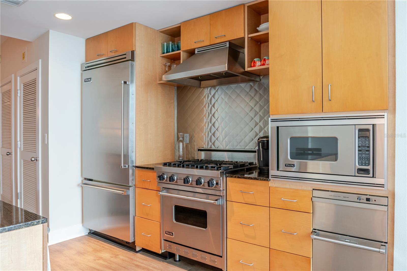 1120 E KENNEDY BLVD #1520