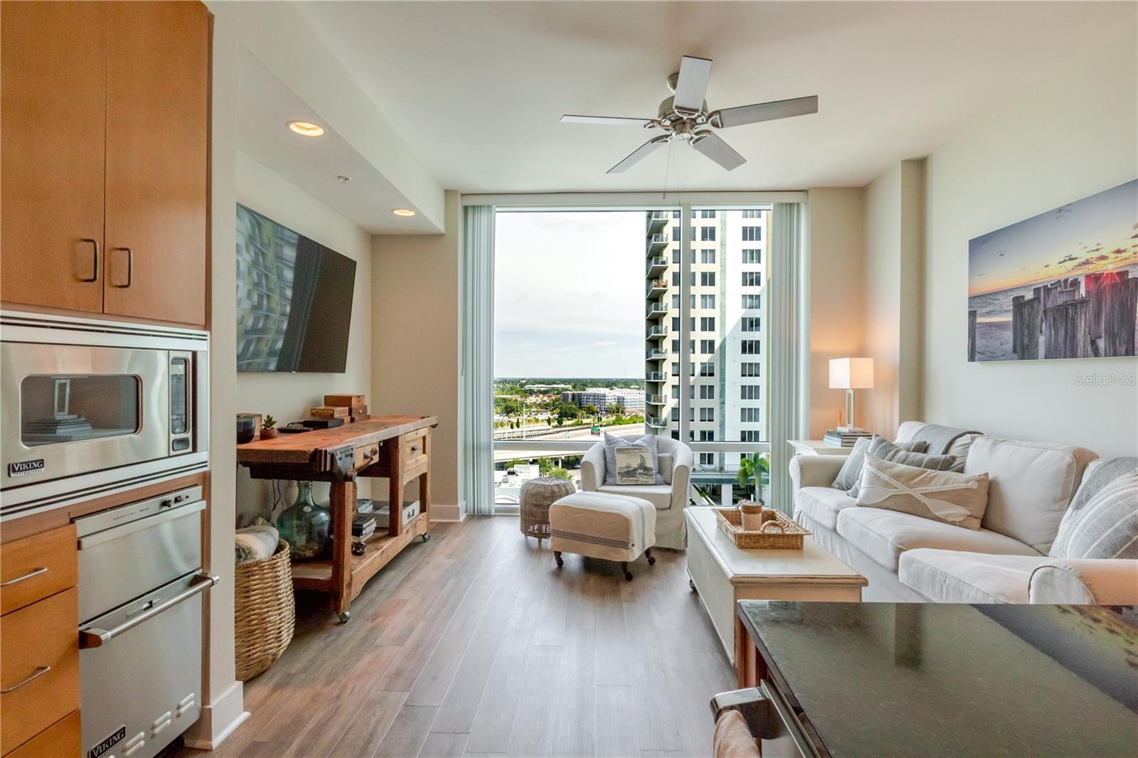 1120 E KENNEDY BLVD #1520