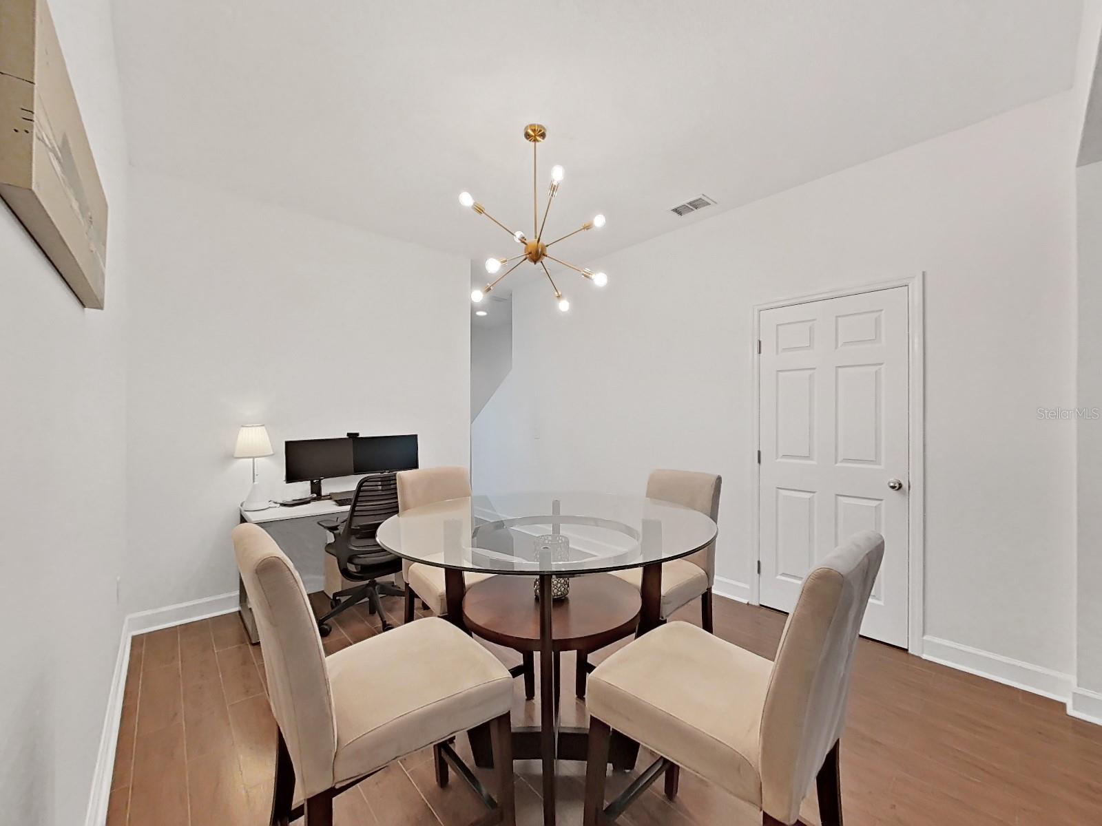 4705 JENNINGS BAY CT #25