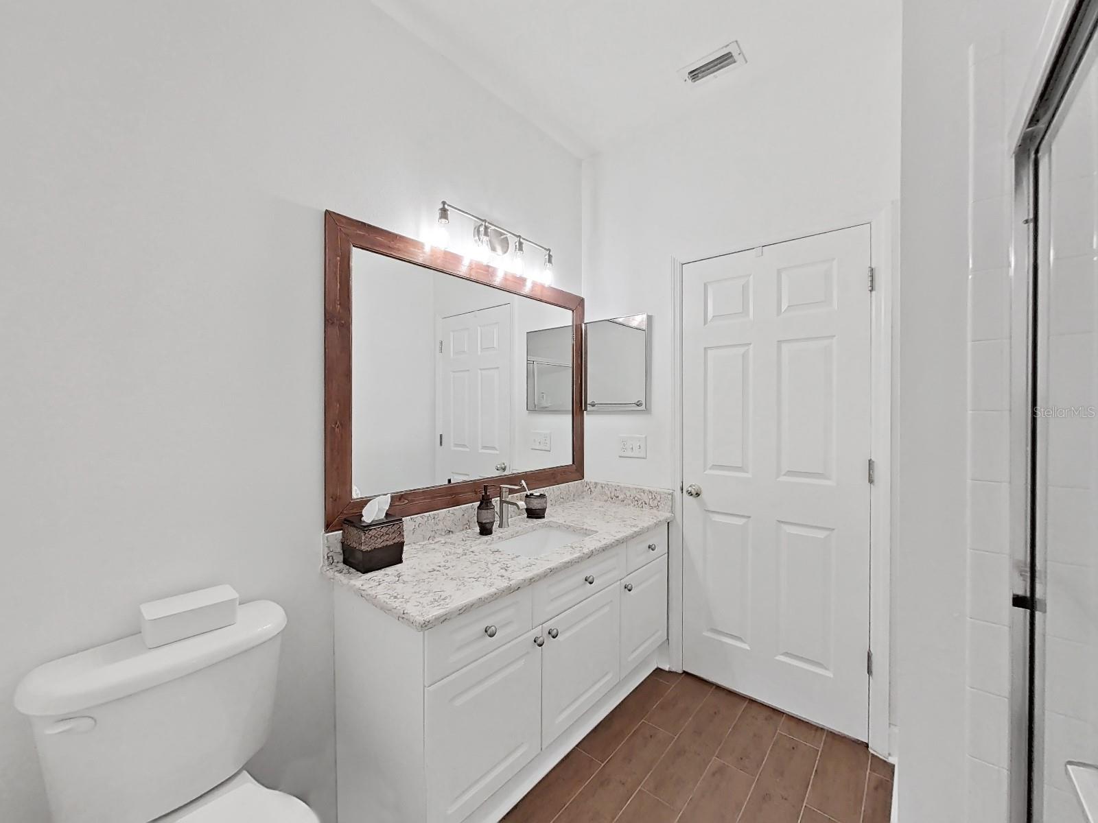 4705 JENNINGS BAY CT #25