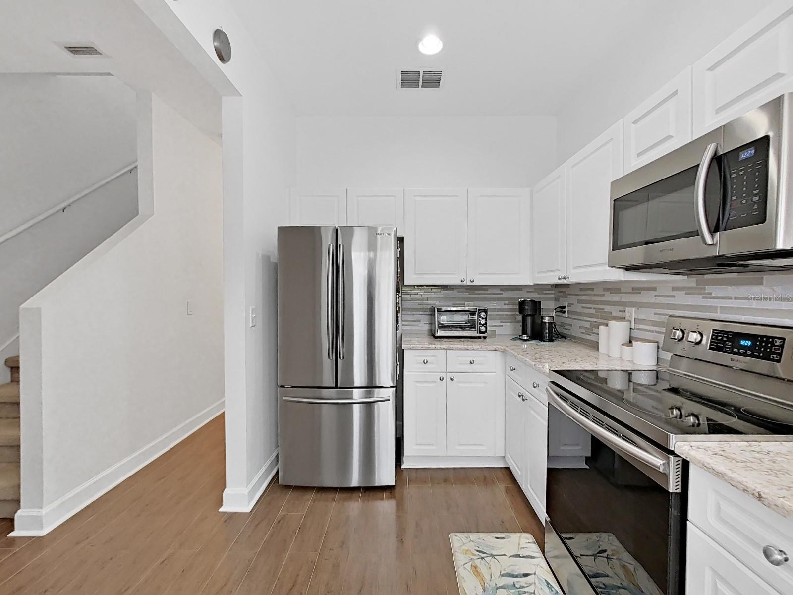 4705 JENNINGS BAY CT #25