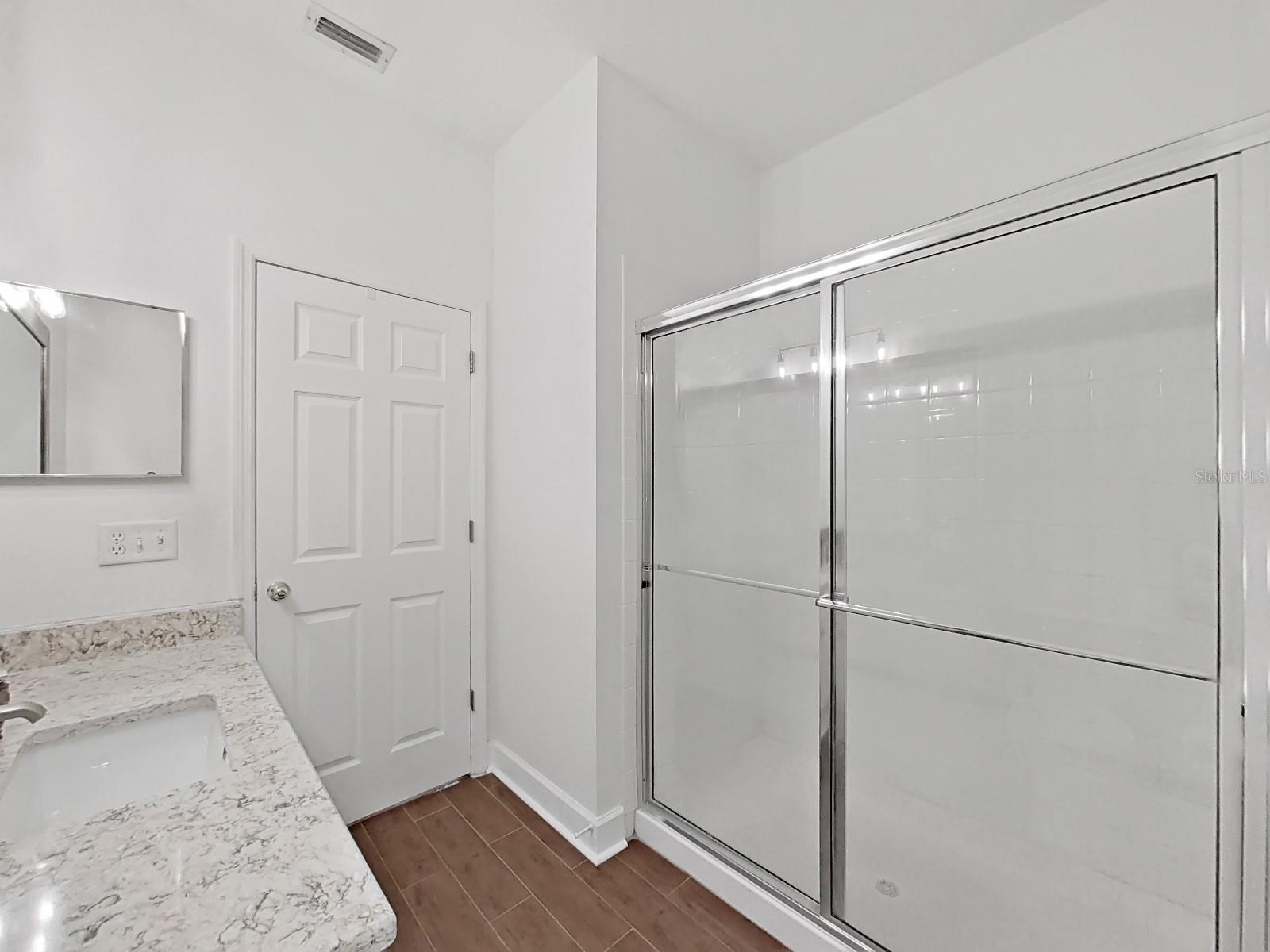 4705 JENNINGS BAY CT #25