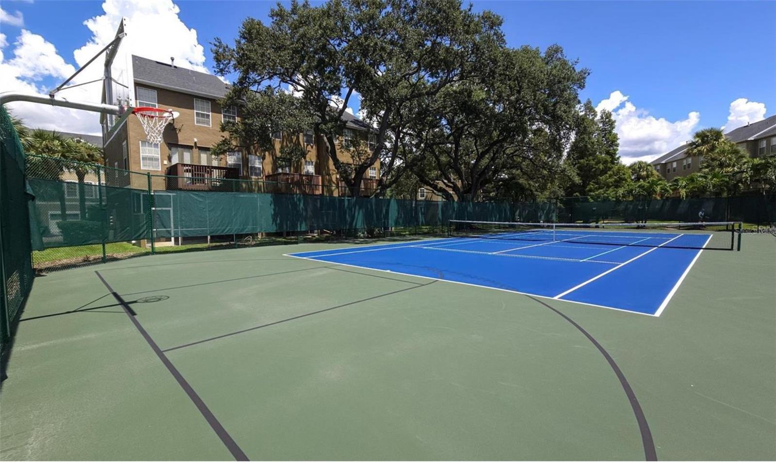 2960 BAYSHORE POINTE DR