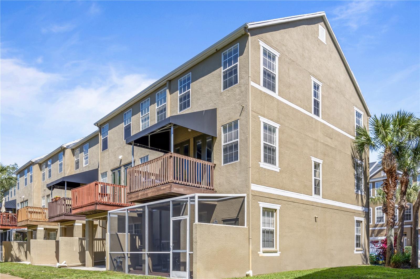 2960 BAYSHORE POINTE DR