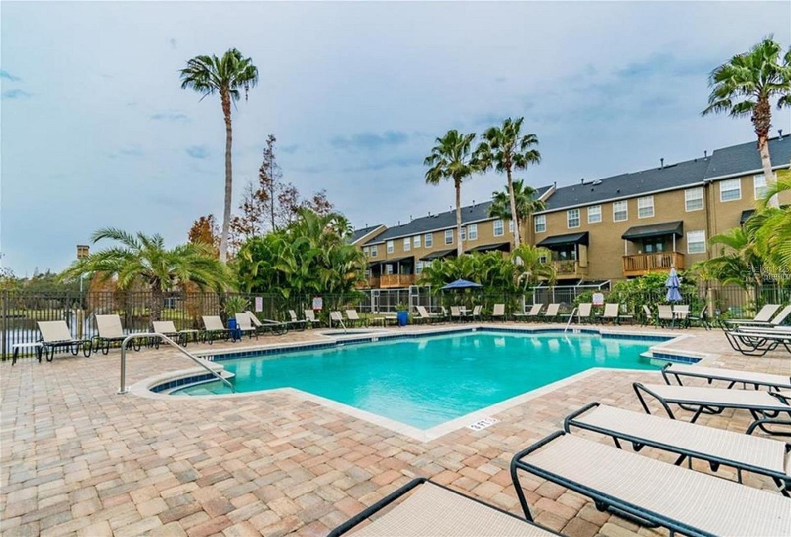 2960 BAYSHORE POINTE DR