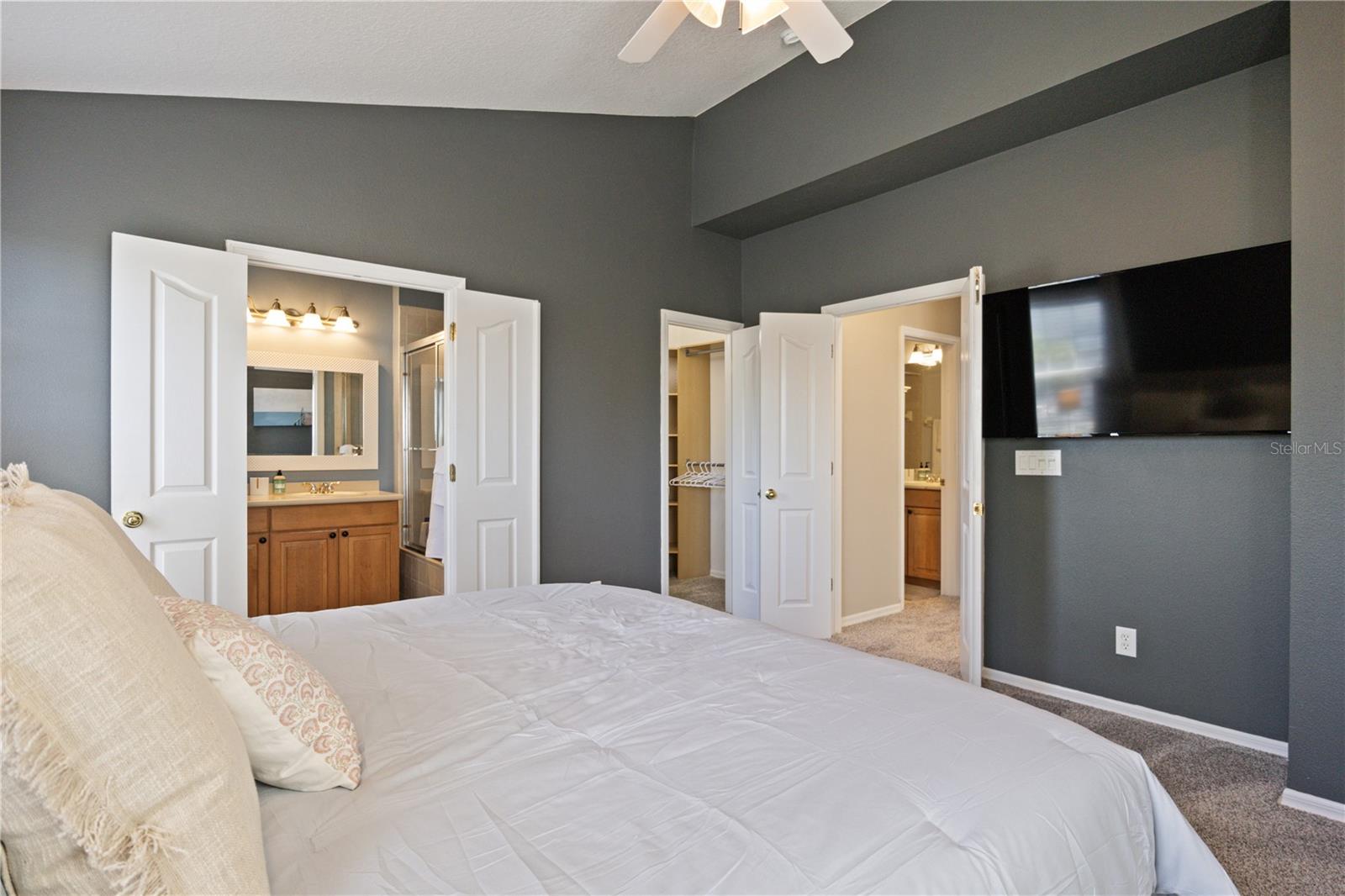 2960 BAYSHORE POINTE DR