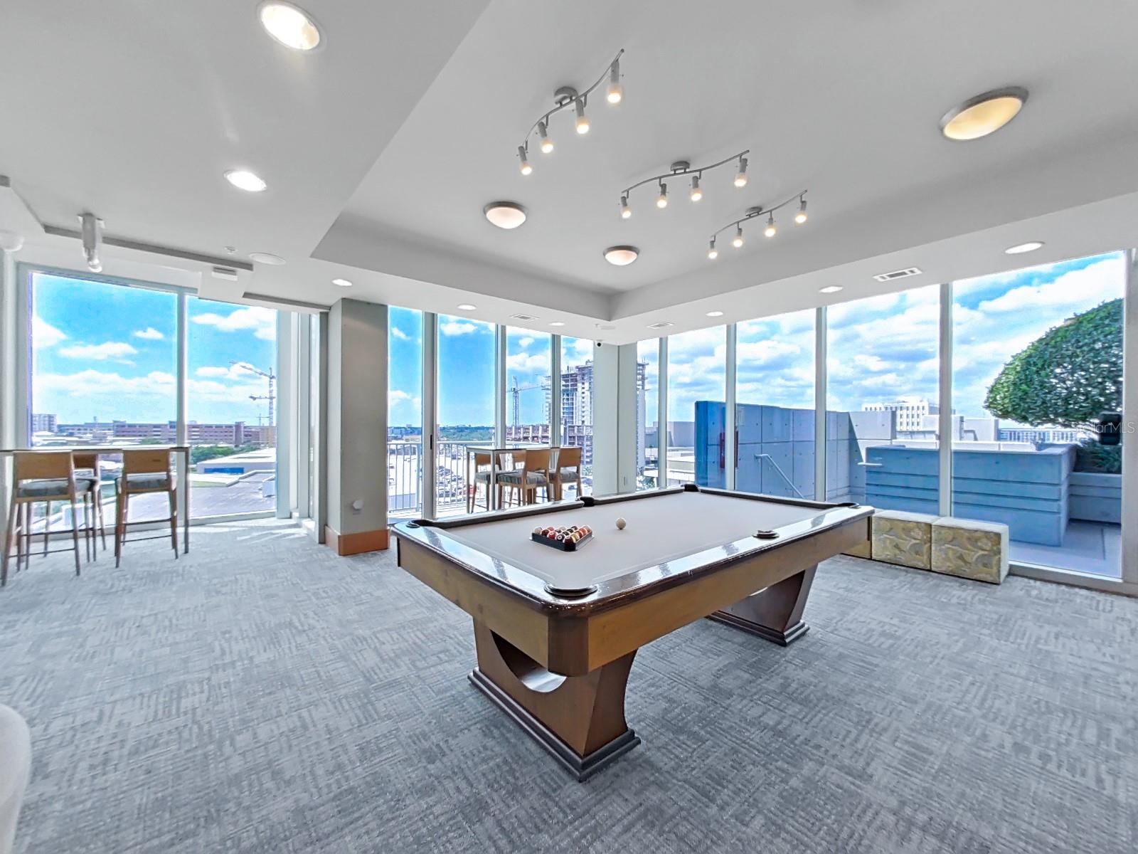 777 N ASHLEY DR #807