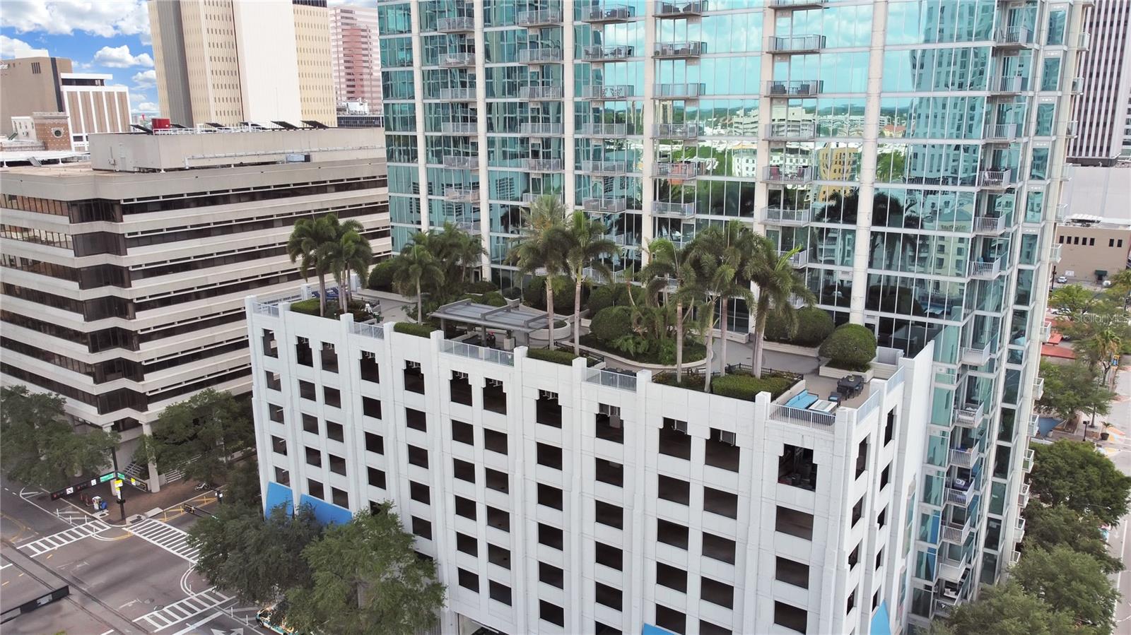 777 N ASHLEY DR #807