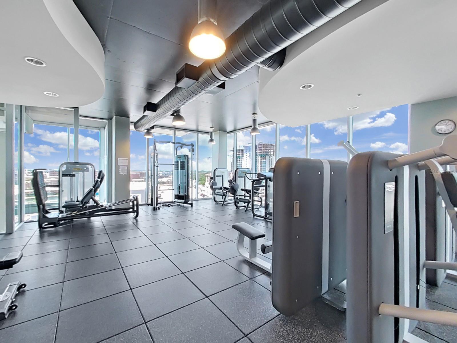 777 N ASHLEY DR #807