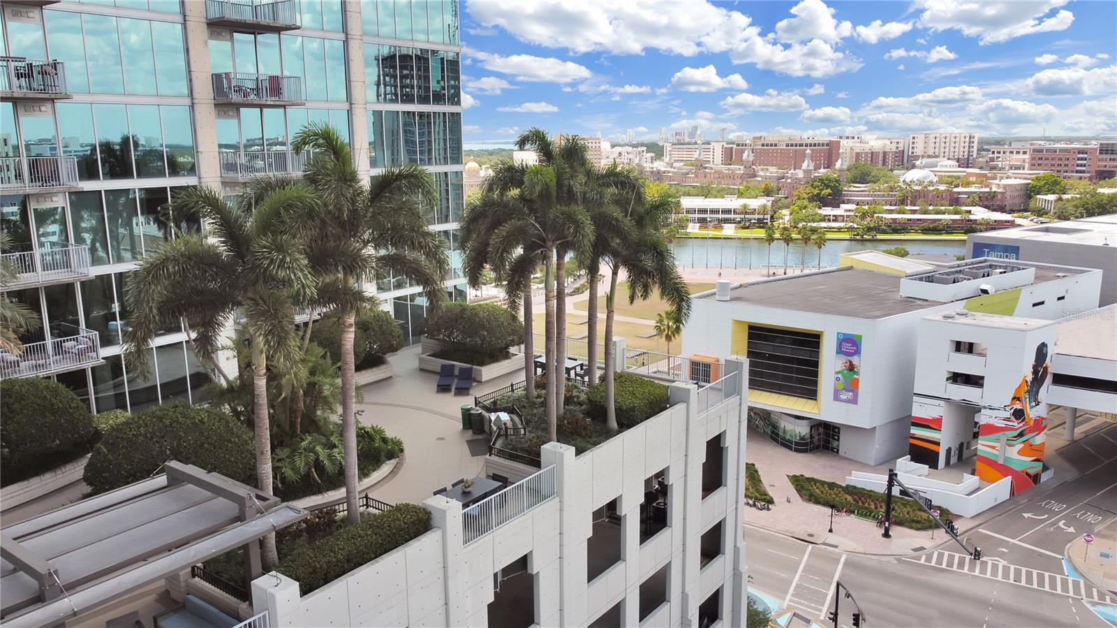 777 N ASHLEY DR #807