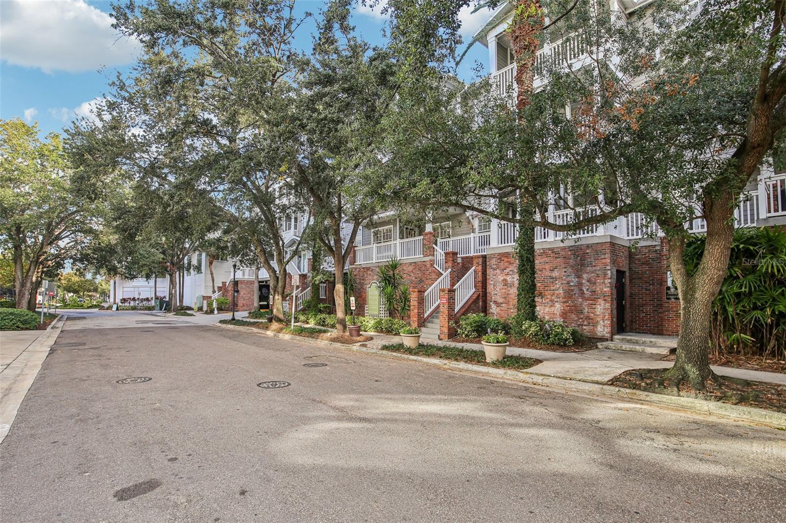 800 S DAKOTA AVE #310