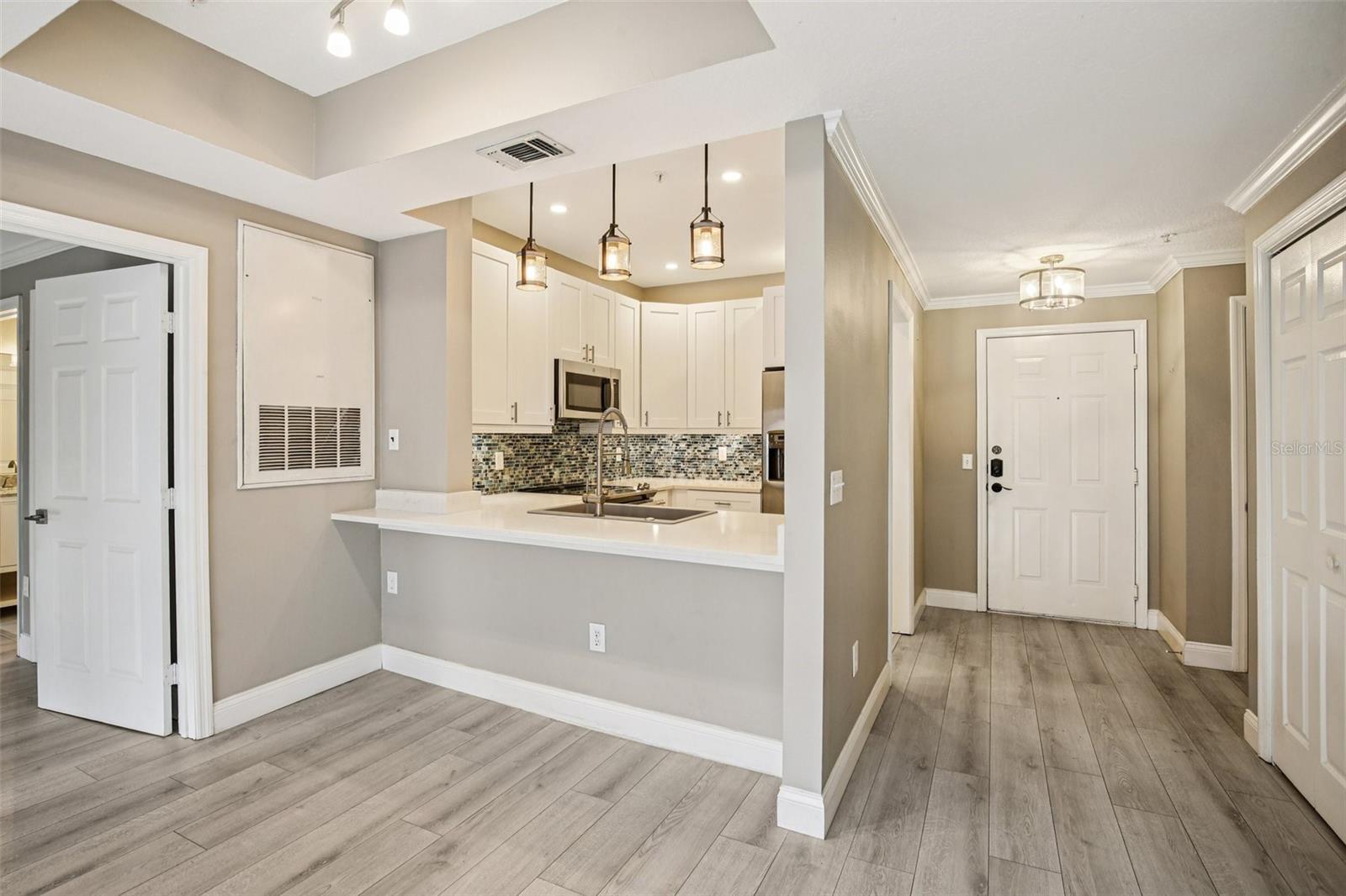 800 S DAKOTA AVE #310