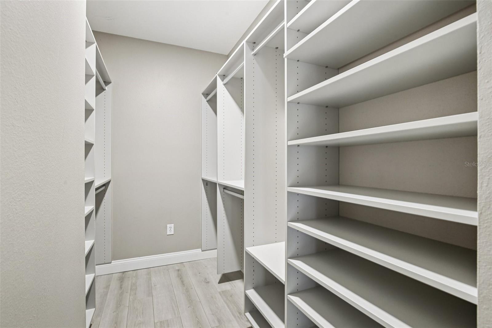 800 S DAKOTA AVE #310