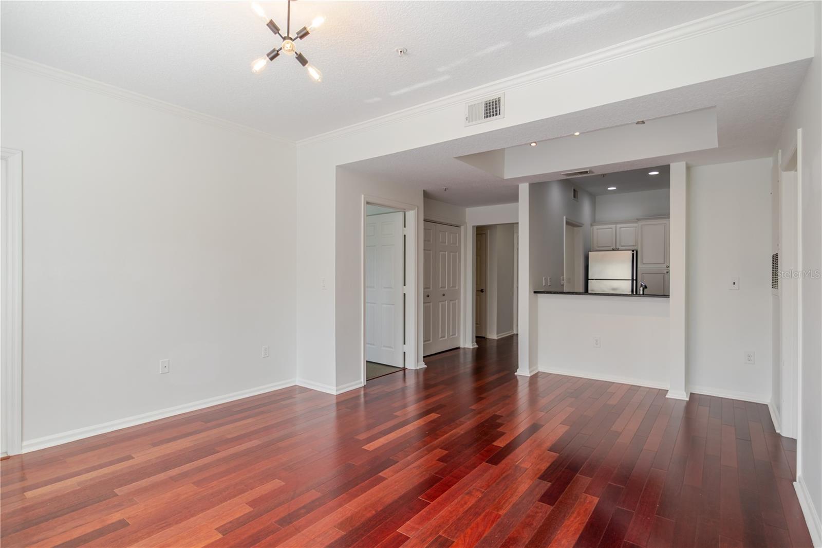 800 S DAKOTA AVE #336