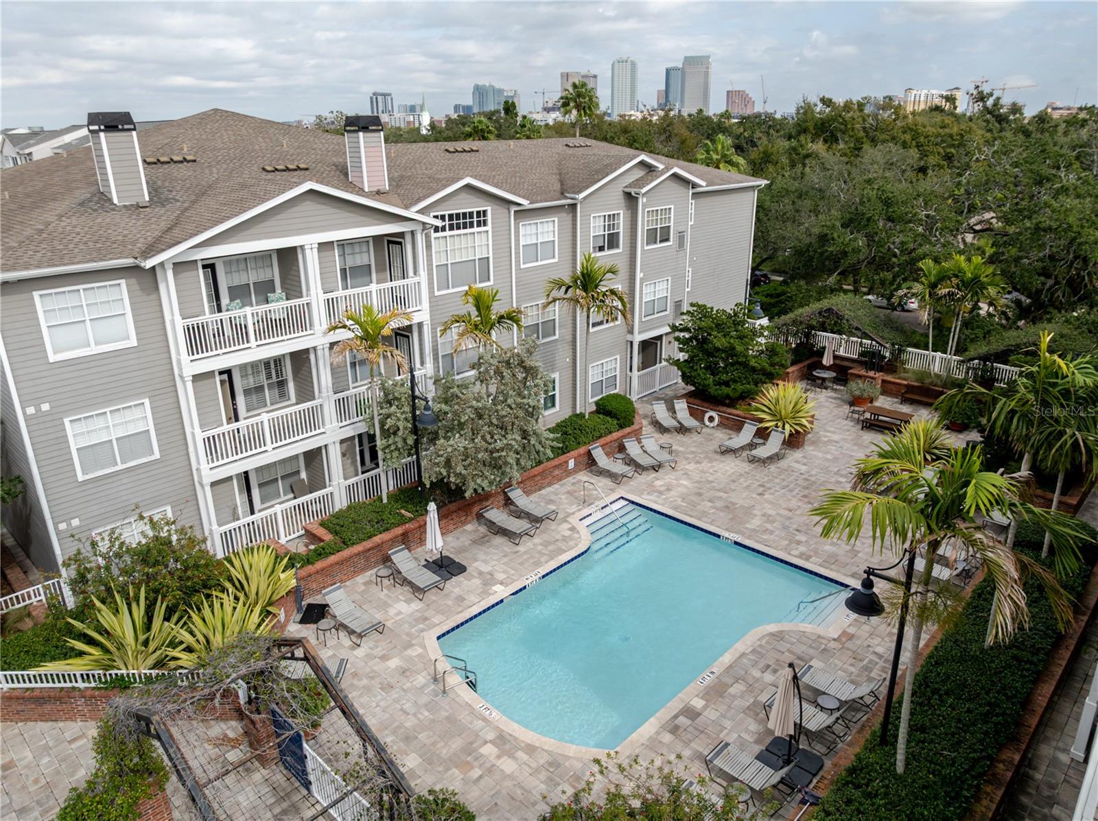 800 S DAKOTA AVE #336