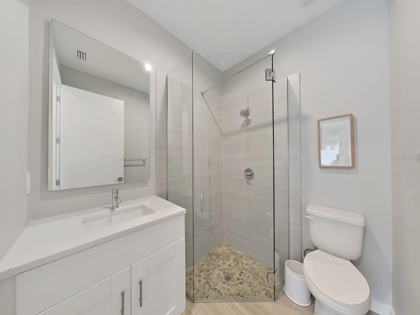 2728 N RIDGEWOOD AVE #1