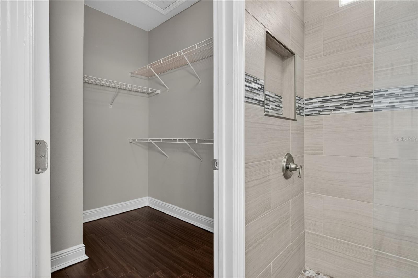 501 KNIGHTS RUN AVE #4102