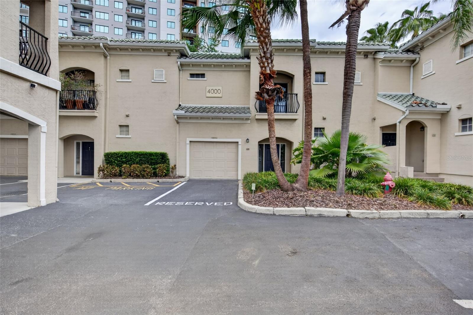 501 KNIGHTS RUN AVE #4102