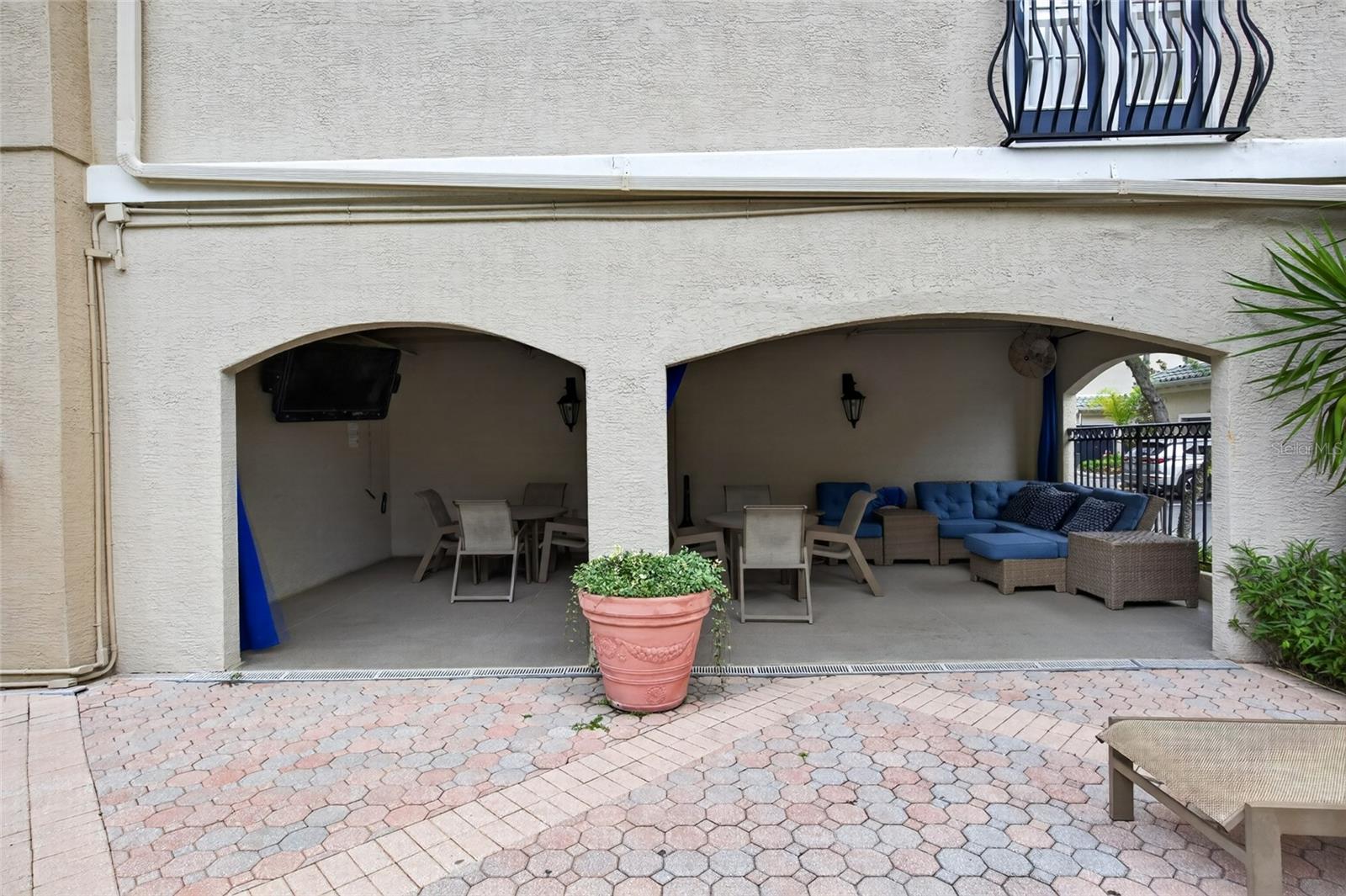 501 KNIGHTS RUN AVE #4102