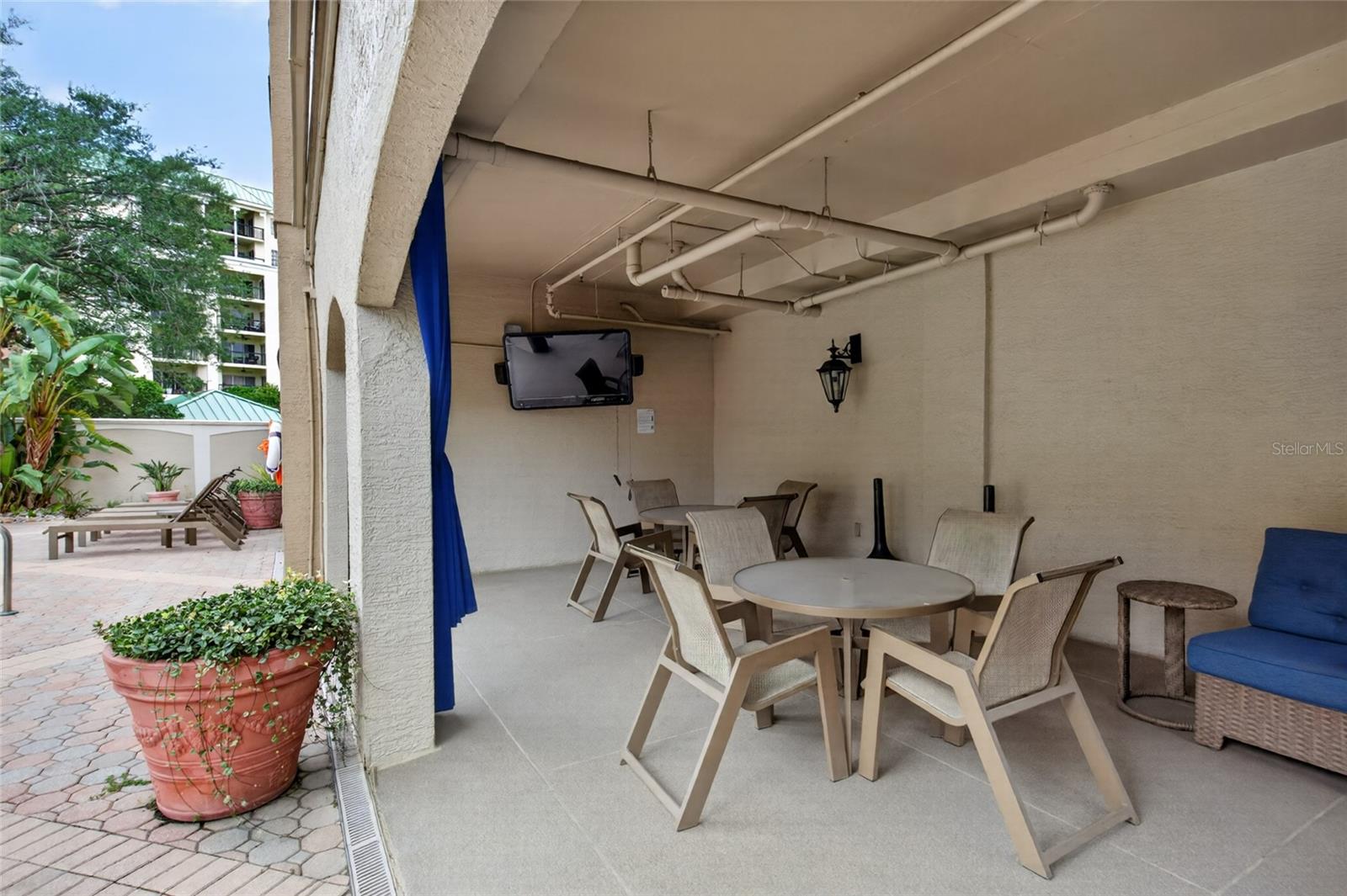 501 KNIGHTS RUN AVE #4102