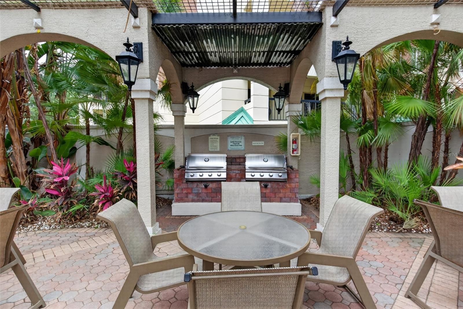 501 KNIGHTS RUN AVE #4102