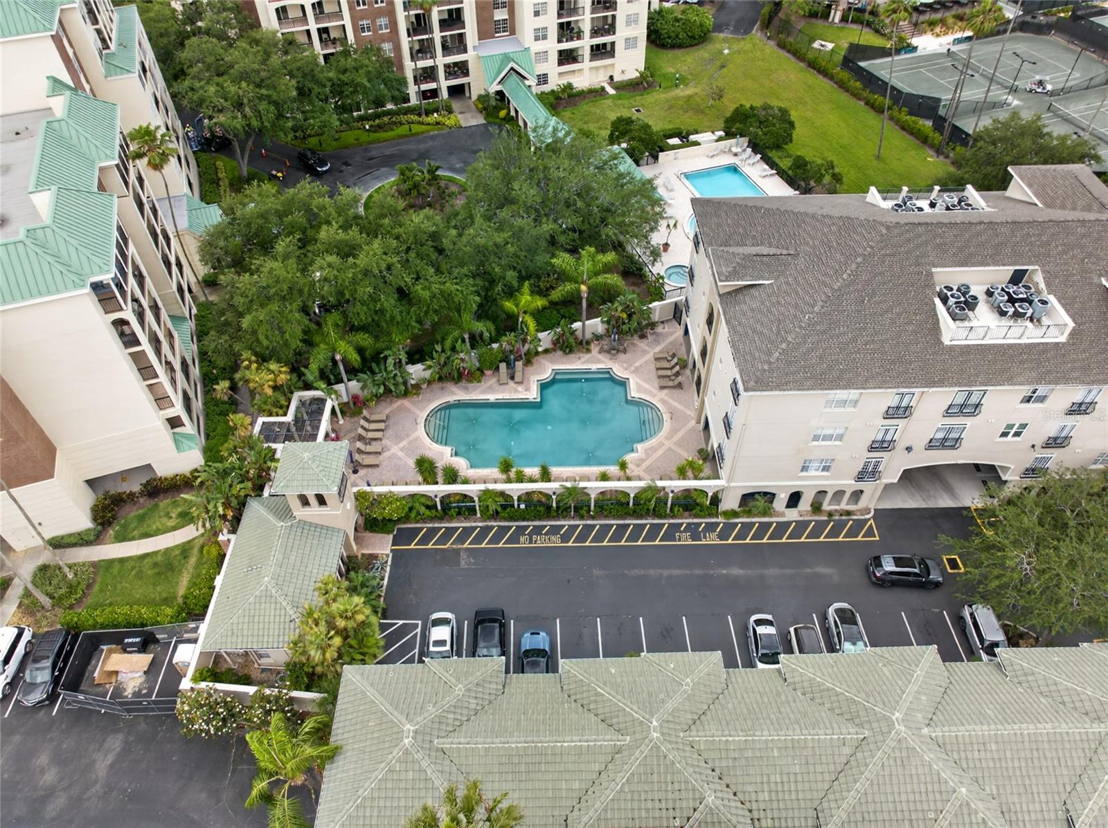 501 KNIGHTS RUN AVE #4102