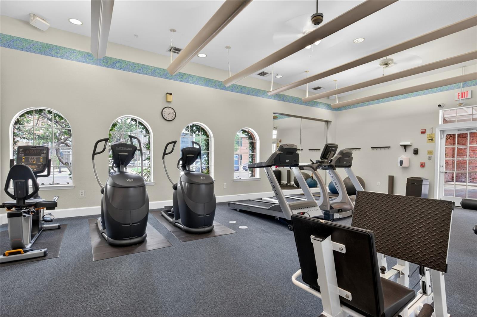 501 KNIGHTS RUN AVE #4102