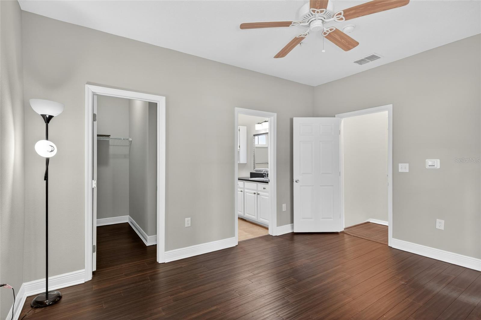 501 KNIGHTS RUN AVE #4102