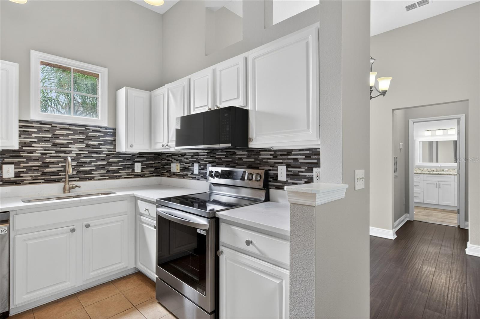 501 KNIGHTS RUN AVE #4102