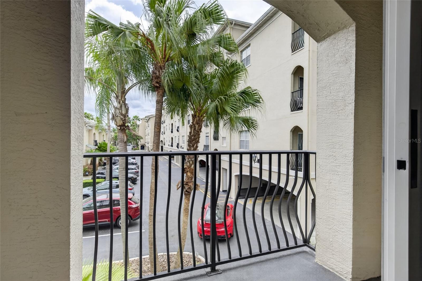 501 KNIGHTS RUN AVE #4102