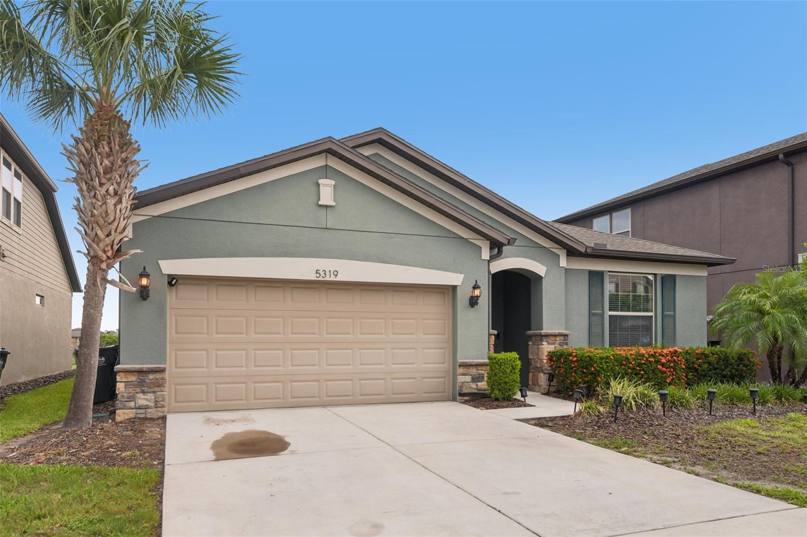 5319 FALLEN LEAF DRIVE