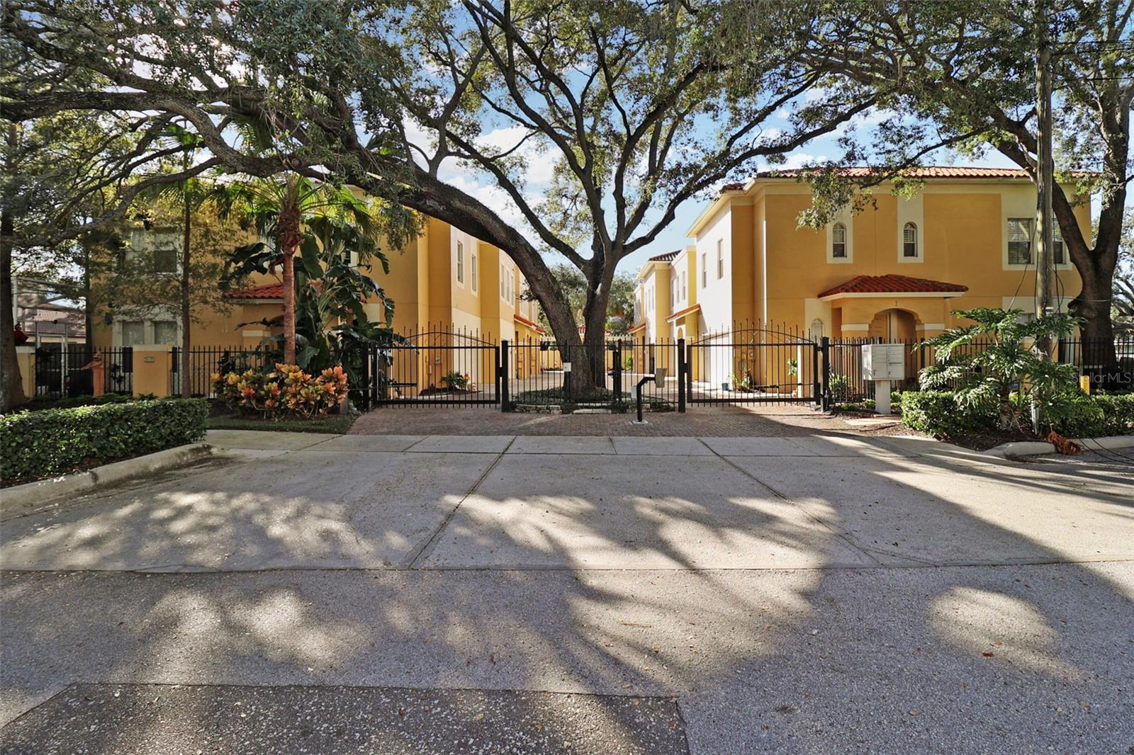 505 S TAMPANIA AVE #2