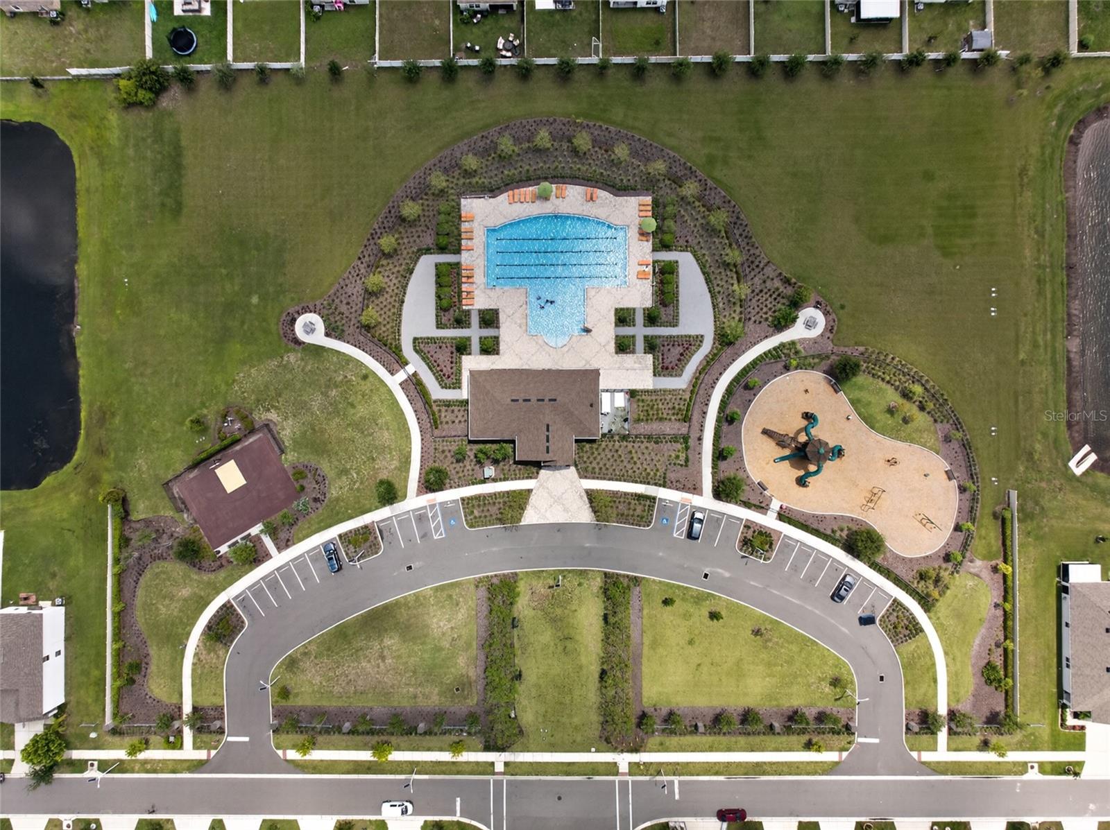 5420 LESLIE CANYON DR