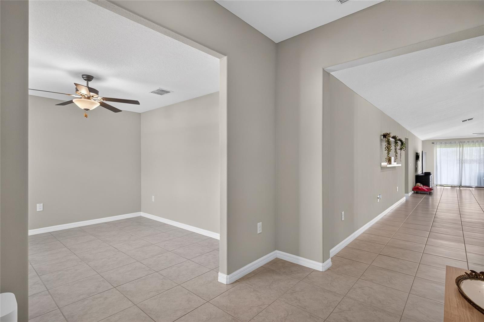 5420 LESLIE CANYON DR