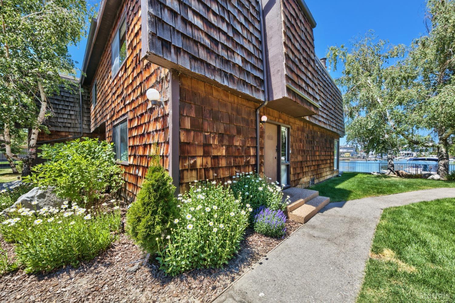 2031 Venice Drive Unit: 321