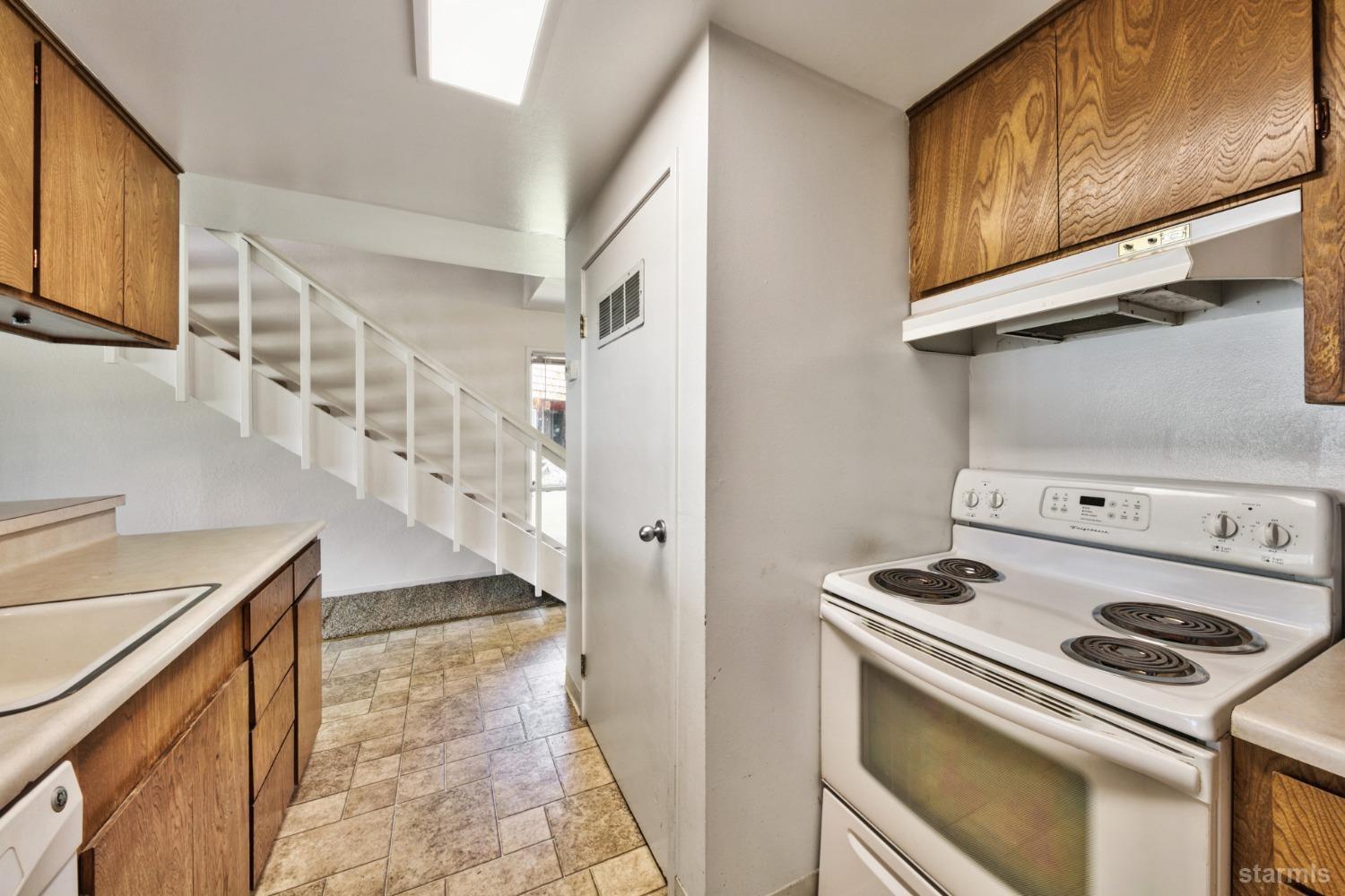 2031 Venice Drive Unit: 321