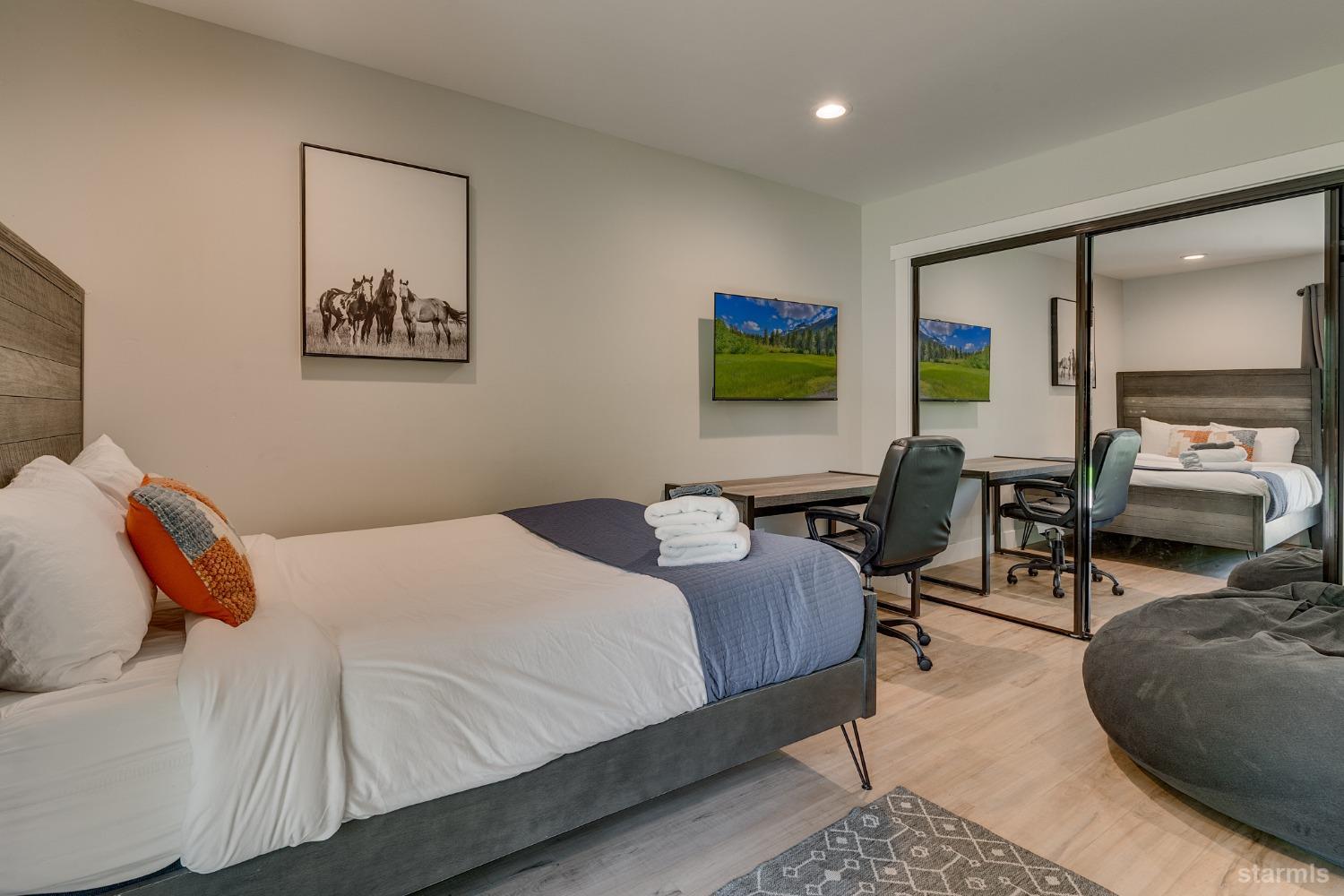 2007 5th Street Unit: F