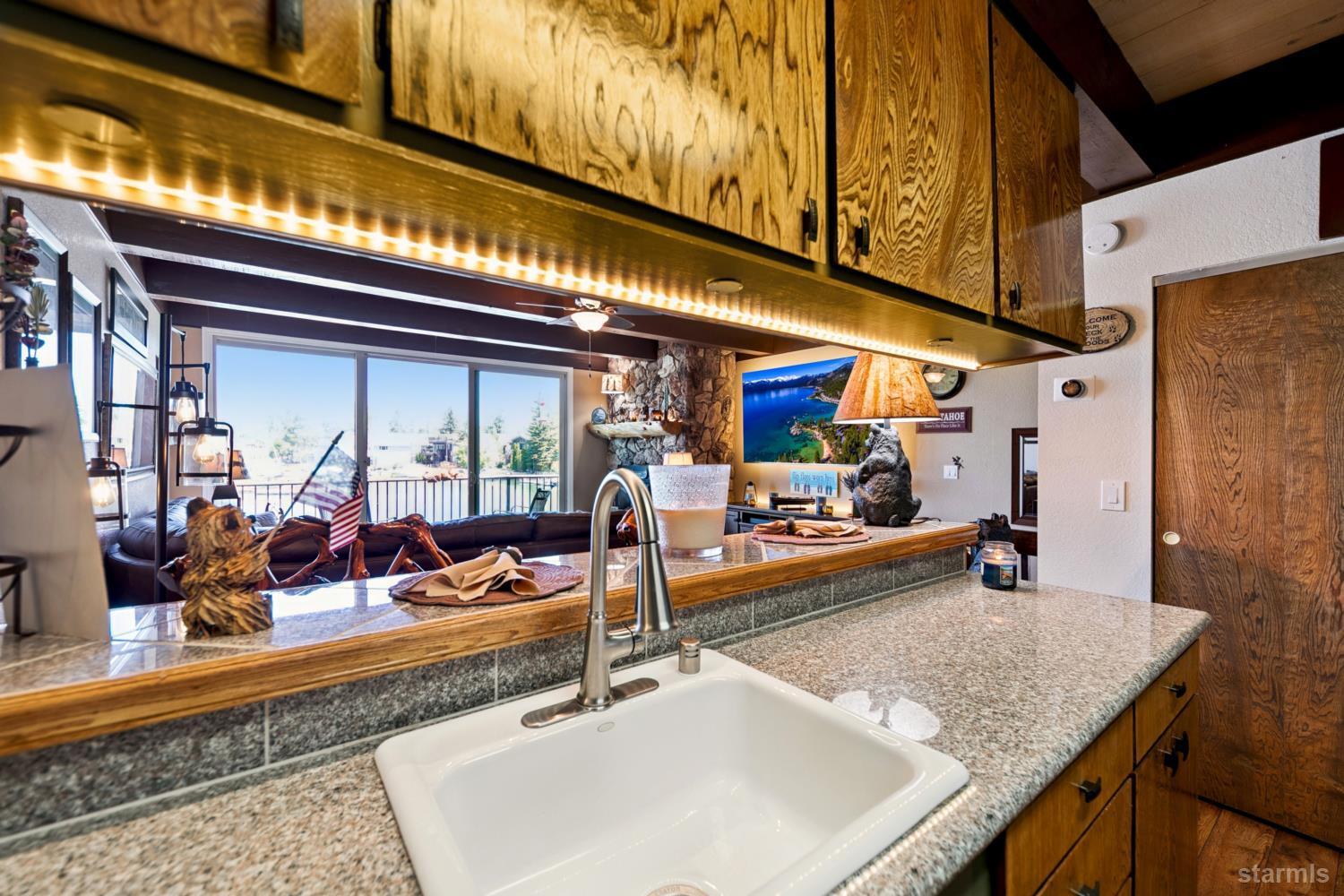 2031 Venice Drive Unit: 322