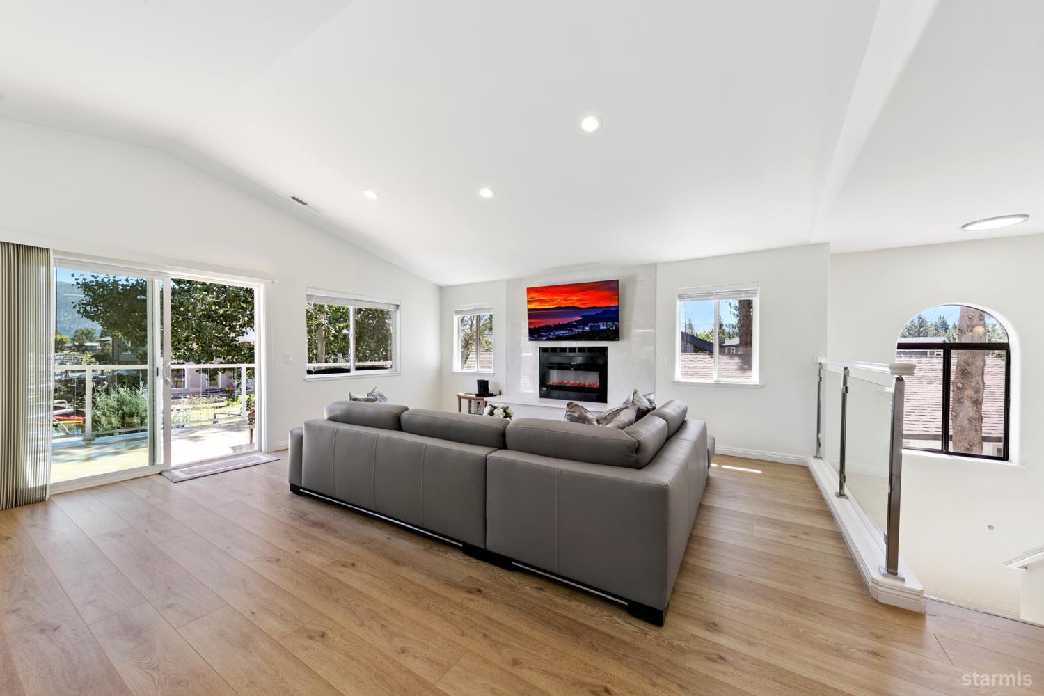 487 Christie Drive